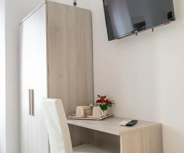 게스트하우스 Le Stanze Dei Poeti E Del Vino