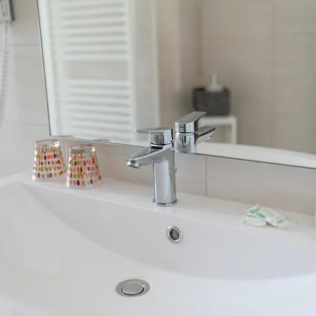 Гостевой дом Le Stanze Dei Poeti E Del Vino Специя